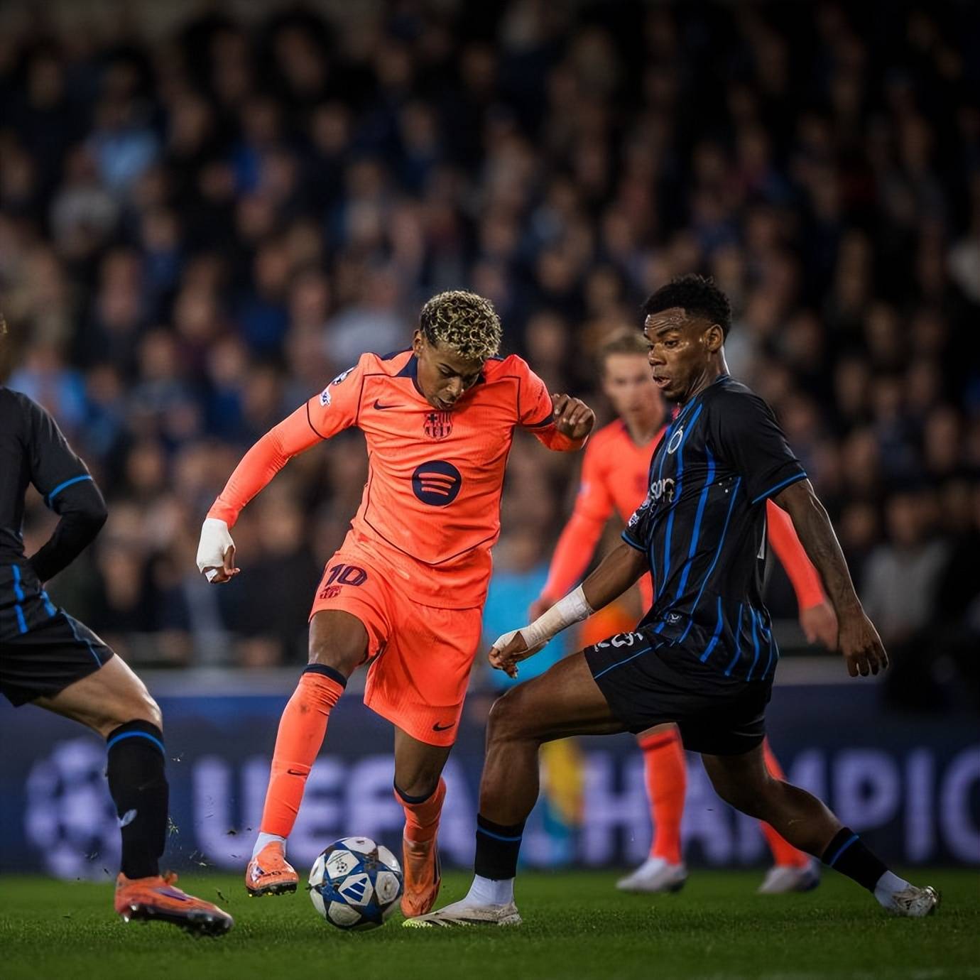 西班牙国家队遭遇伤病潮，主帅大换血调整阵容(西班牙国家队员)